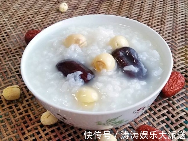 龙眼|劝告退休的老人,不管有钱没钱,多吃此4样,让你腿脚更利索