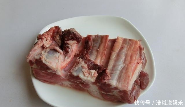 入味|炖牛肉要软烂入味,可别只焯水,这“2料”不可少,不塞牙还特香