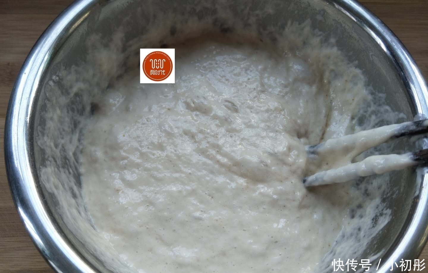 早餐懒到家做法，比丸子简单，比油条好吃，5分钟出锅，十天不坏