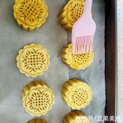 室温|这道原味奶酥月饼，我一年四季都想吃