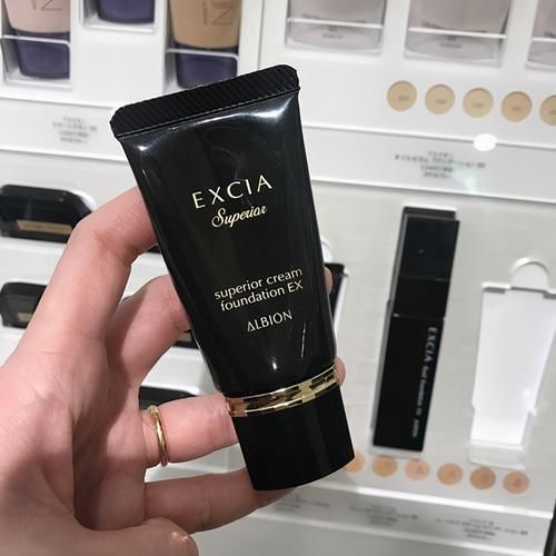 公认好用的5款“粉底霜”：阿玛尼好用不假白，干皮首选香奈儿