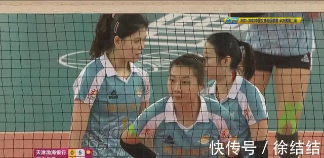王艺竹|15连胜!卫冕冠军3比0横扫辽宁晋级决赛,20岁主攻小将发挥惊艳