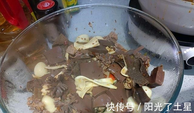 自制毛血旺,麻辣爽口,食材丰富,好吃下饭,下班来一份,超得劲!