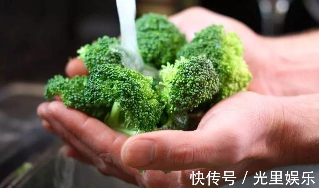 瘦肉|木耳和瘦肉一起炒,补血效果显著!今晚试着给家人做做