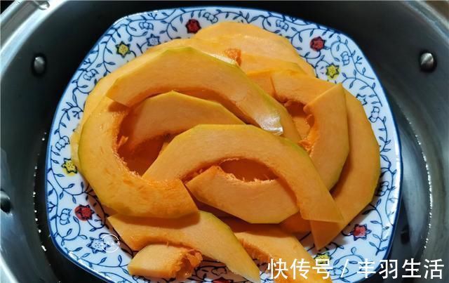 早餐|最近女儿迷上这款早餐,隔天蒸一锅,香软筋道颜值高,总也吃不腻