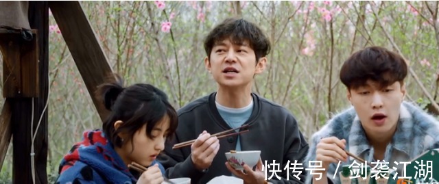 徒弟|黄磊见过许多年轻艺人，为何只收了张艺兴当徒弟，这些细节是重点