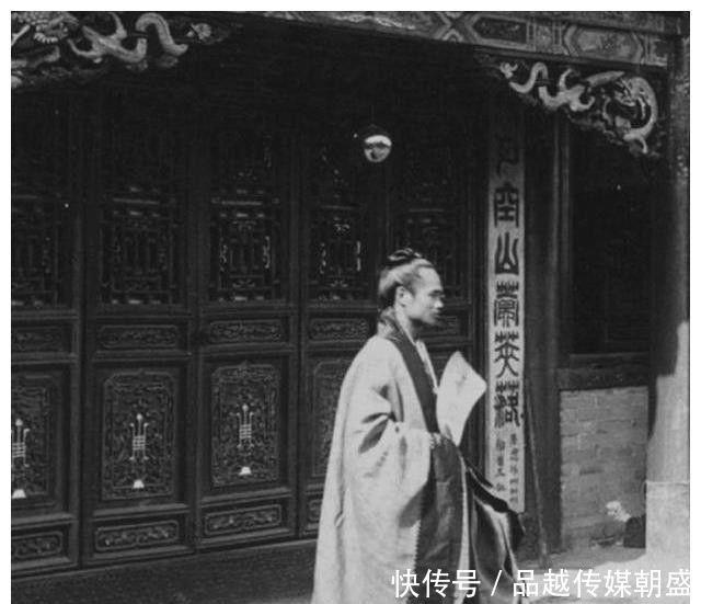 道士|老照片:一百多年前的中国道士,个个仙风道骨,图九是华山比武