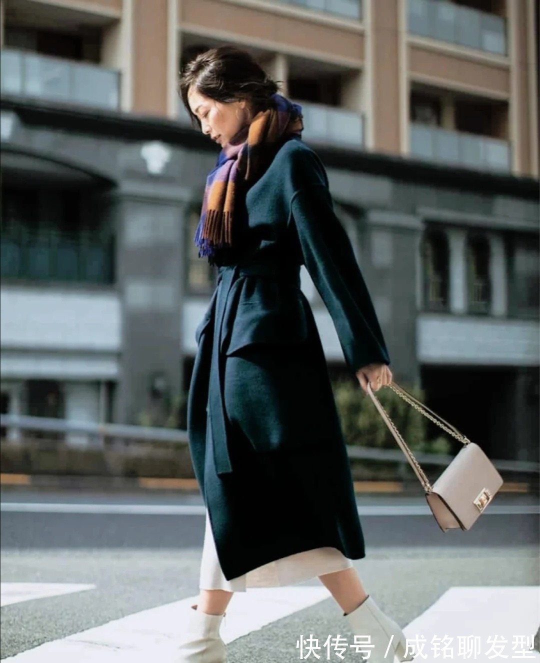 大衣 这些50岁+的阿姨真会穿搭!大方得体不做作,不仅时尚也更显气质