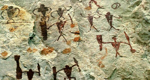 地处|桑株岩画在古老山路的路口,地处东西方文化交流的要道