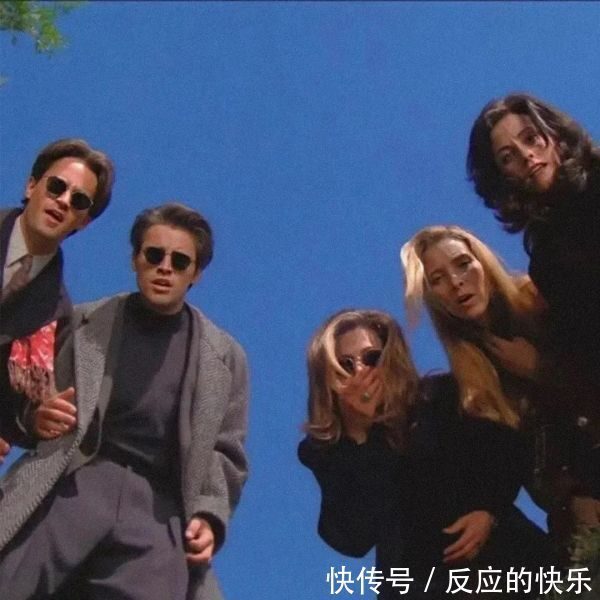 搞怪|可爱搞怪微信头像:快看这里有人还在加班
