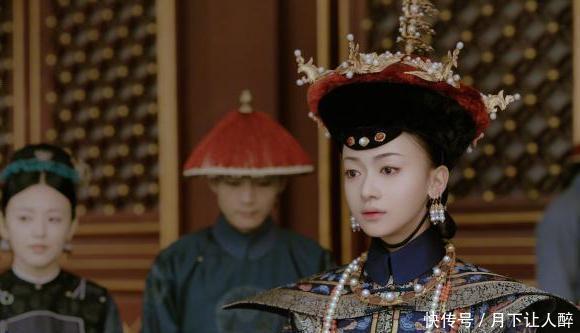 衣服|清朝女性衣服上的“白围脖”是干什么用的为什么有的妃子没有!