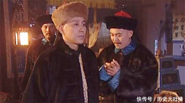 太监|康熙与侍卫下棋侍卫毫不“放水”,被太监解围后,活活饿死棋盘边