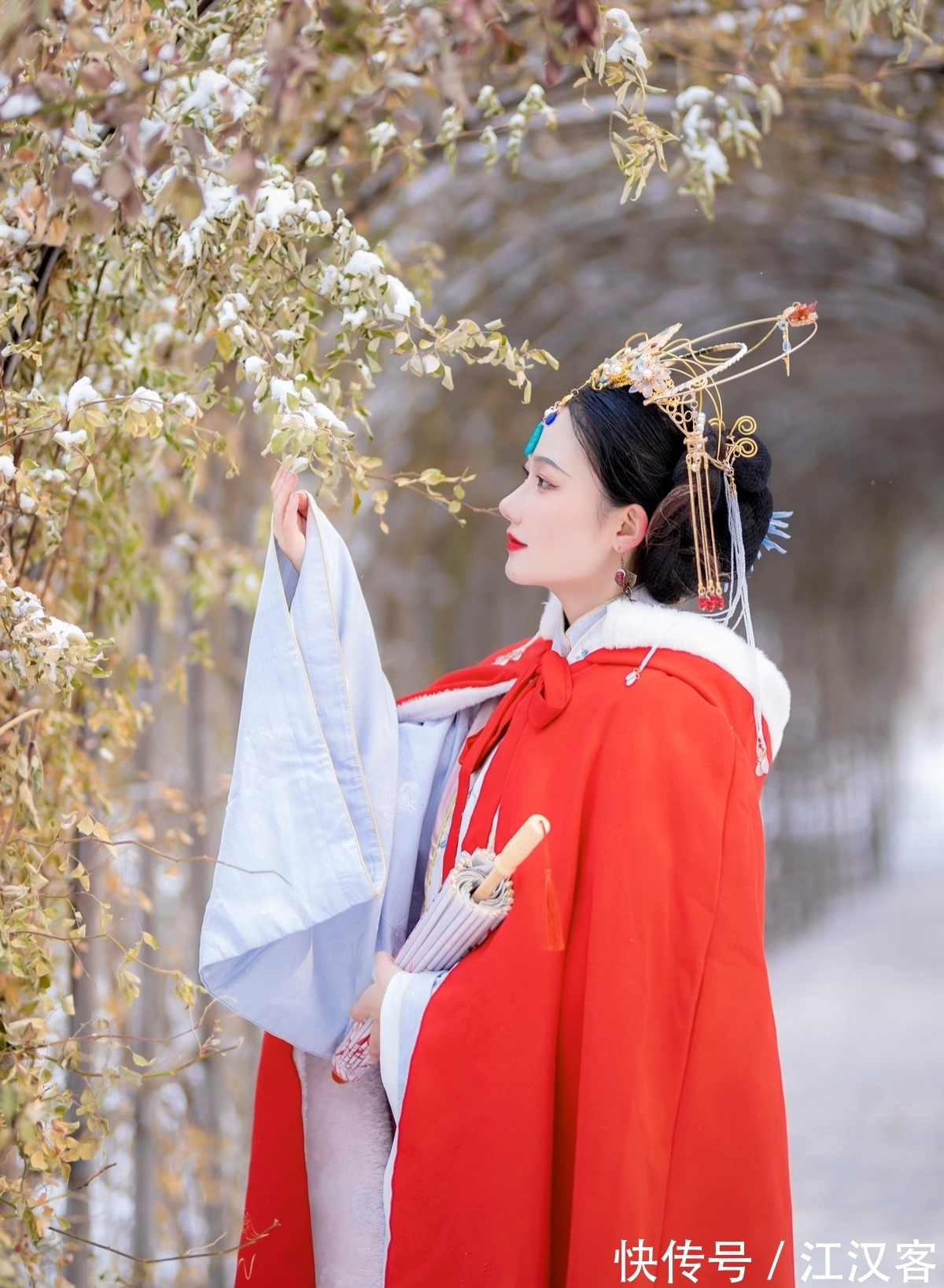 碧云@诗·十一首丨床头梦少承红粉,囊里诗多寄碧云