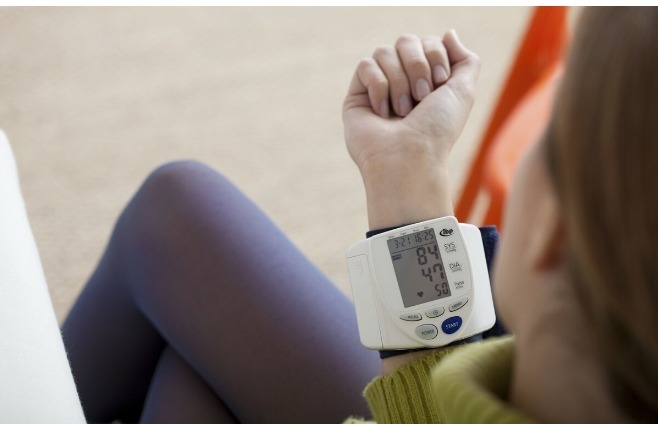 老年人|老年人站起来就头晕警惕低血压“偷袭”,4类低血压最常见