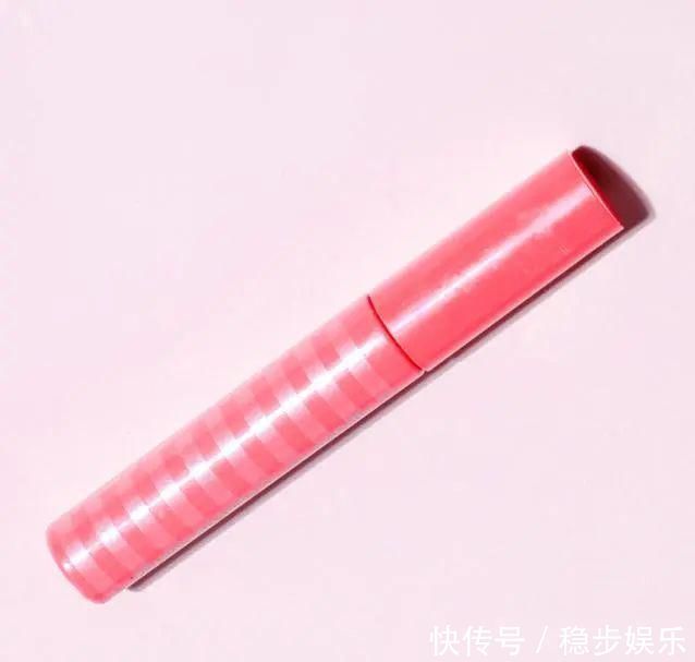 实用妆教贴夏日画“小雏菊妆”让你颜值加倍