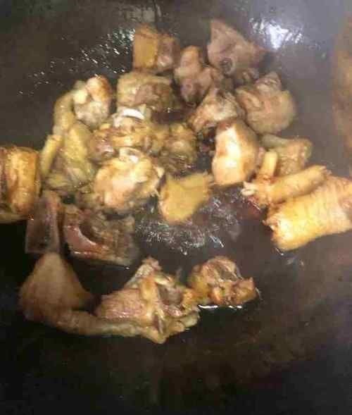 鸡身上最脏的部位,里面含有大量金属,白给都不要,一般人不知道