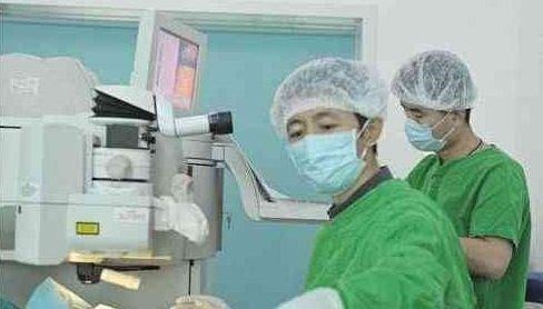 眼角膜|那些做了激光近视手术的人, 后来怎么样了 来听听过来人怎么说!