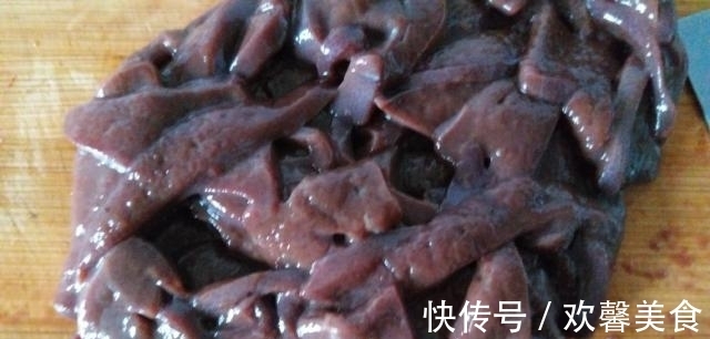 牛肉|它是“天然血库”,营养是牛肉5倍,隔三差五吃一次,脸袋红扑扑