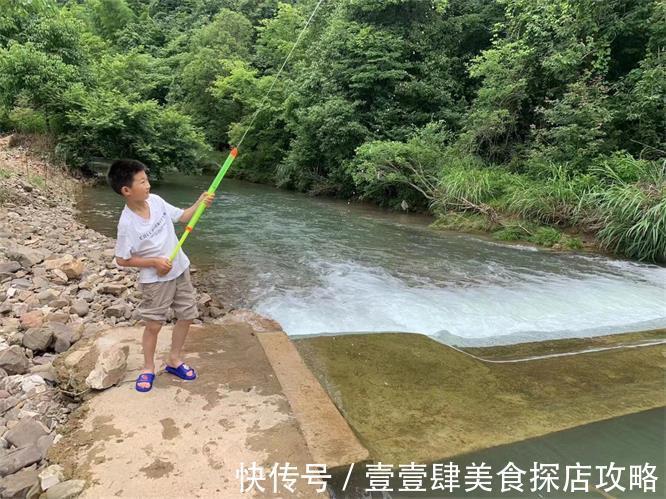 江南天路|安徽皖南川藏线九峰茶谷山庄民宿，几百亩茶园，采茶女手把手教你