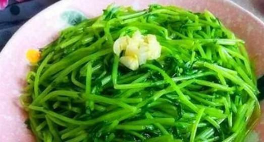 白刺果|女性想要身体好，不妨吃4种食物，消除炎症，滋阴降火，改善气血