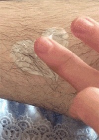 |搞笑GIF：这个伪装的太差了，我一看就知道是假的