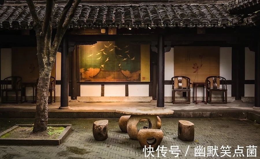 普通话|方言,正在死亡