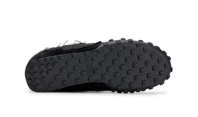 复古|独特破坏复古跑鞋!CDG x Nike Waffle Racer 2明日登场!