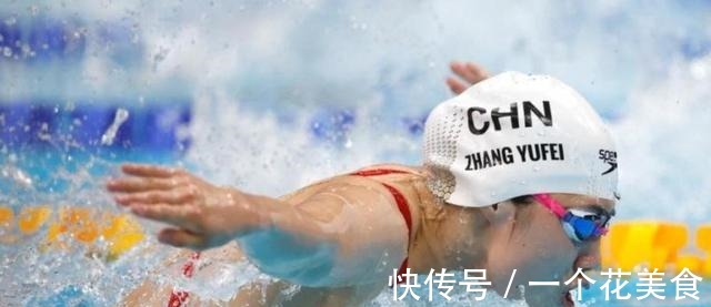 中国队|爆冷！张雨霏夺100米蝶泳银牌，黑马0.05秒优势夺冠，自己都不信！