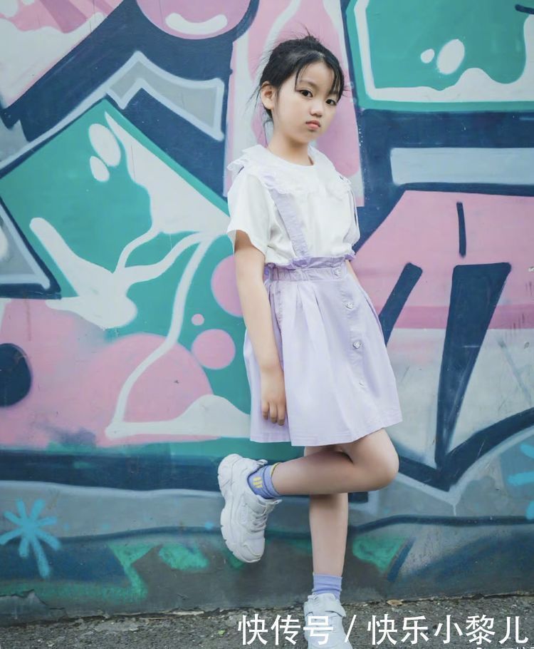 赚钱|当年说要赚钱养弟弟的阿拉蕾,多年过去了,如今怎样了