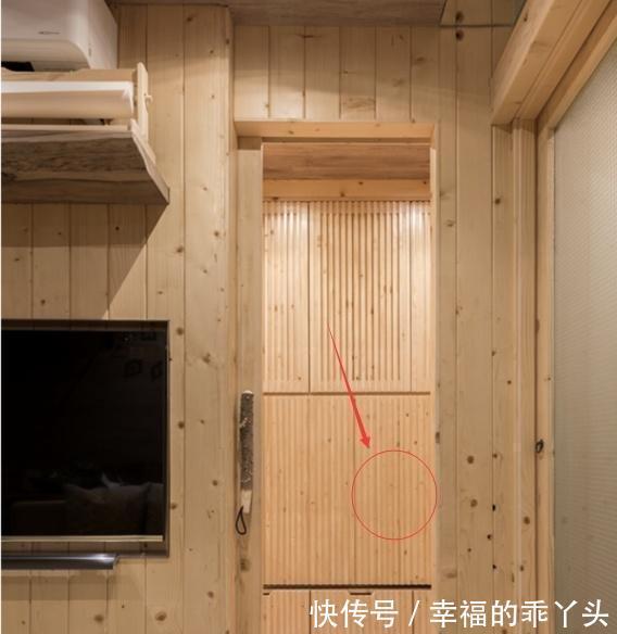 寸土寸金|24㎡觉得小?在香港是两居室还能住3口人,厕所带浴缸,厉害不!