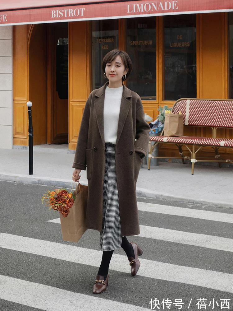 女人味|做个会穿搭的女人,冬天用这4款大衣打造气质,步入中年也不焦虑