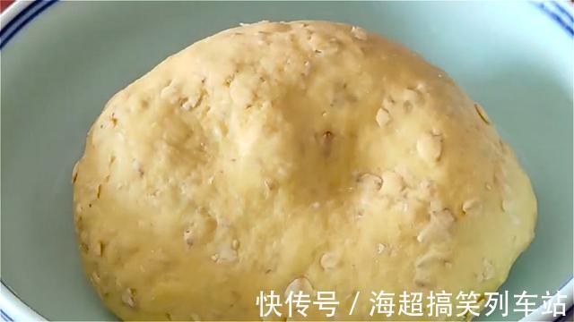 好吃|燕麦这样做太好吃了,往里面加3个鸡蛋,比油条好吃,比馅饼简单