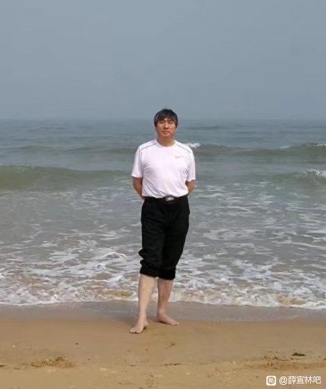 薛宣林@艺术家要以祖国为重。要时刻想到祖国,要报效祖国。不要患得患失。