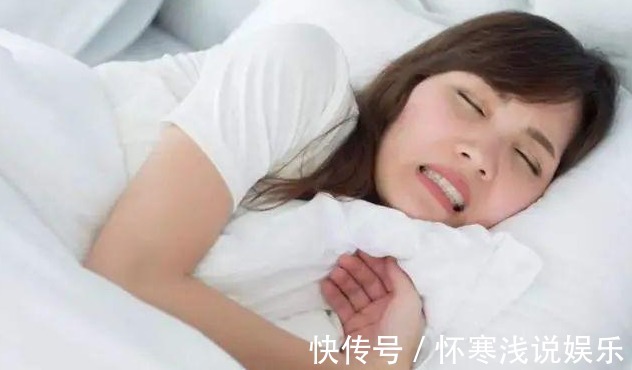 血管堵塞|血液粘稠的人，睡觉时会有4种信号，夏季养血管，牢记“5个一”