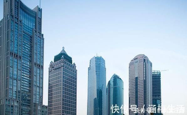 法拍房|为什么法院拍卖的房产越来越多，比市场价还便宜，能不能买？