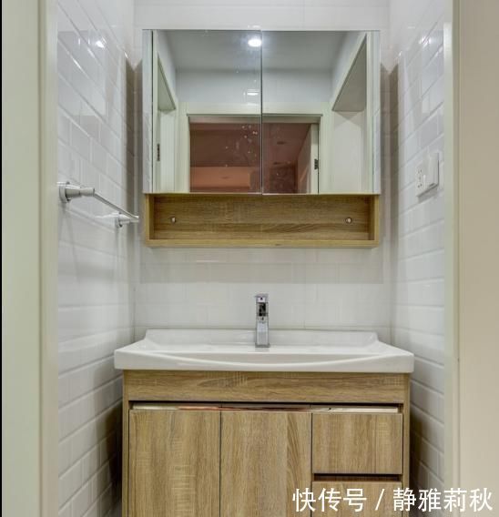 发霉|别再用老式的浴室柜了，又贵又土，我家浴室柜这么做，省钱还实用