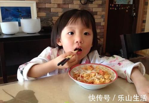 水果|孩子脾虚“元凶”被揪出,医生提醒:这3种水果少给娃吃,伤脾胃