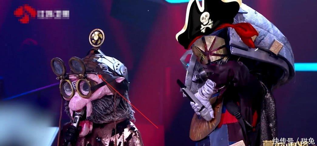 歌手因站姿被猜是歌唱界大佬,揭开面具后,观众都炸锅了!