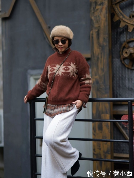 女人|年过40的女人要怎么穿才得体?一看版型、二看搭配,早学早有气质