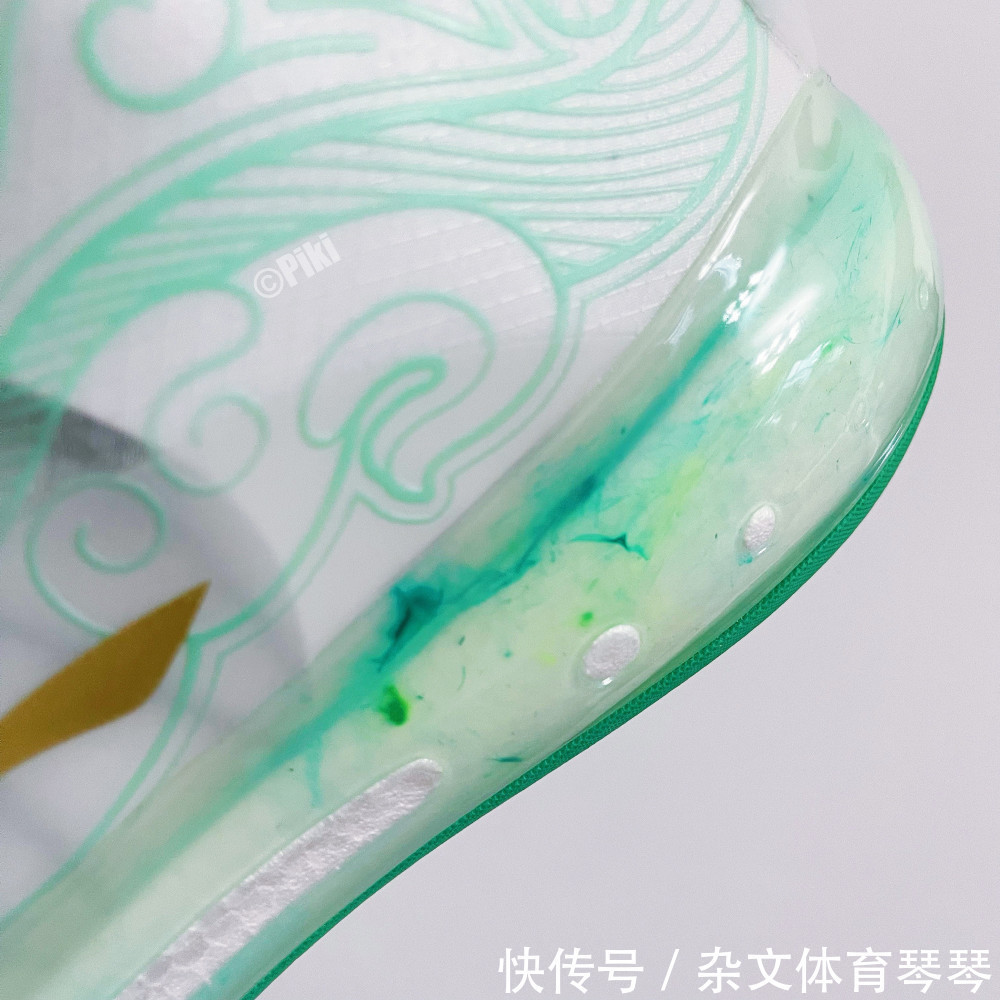 阿迪 东方力量闪耀全明星!老詹换了三双鞋,阿迪太惨,UA是最大赢家?