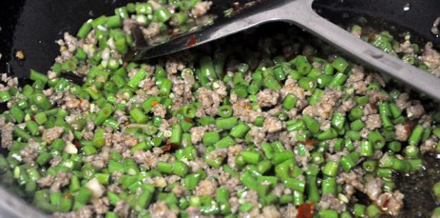 豇豆|父母矮孩子长不高来吃“它”,儿子隔天吃1次,15岁1米8!