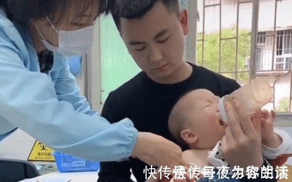 打针|“最惨宝宝”打预防针火了,一个哭得稀里哗啦,一个笑得合不拢嘴