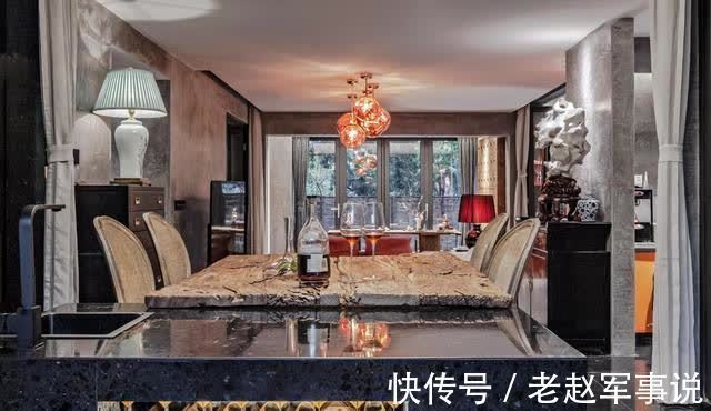 前庭|不顾妻子反对,他坚持买1层楼房,128㎡赠送60㎡庭院,装修后太美