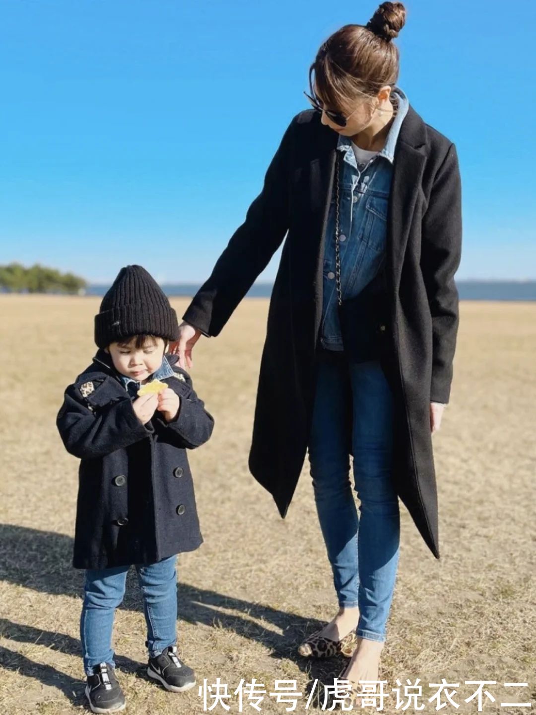日本宝妈穿衣真有一套，怎么优雅时尚怎么穿，根本不像仨孩子的妈