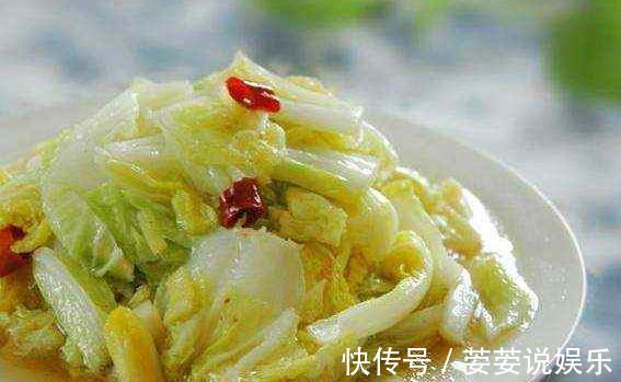 炒大白菜时,万万不要直接下锅,少这一步,不管怎么炒都难吃