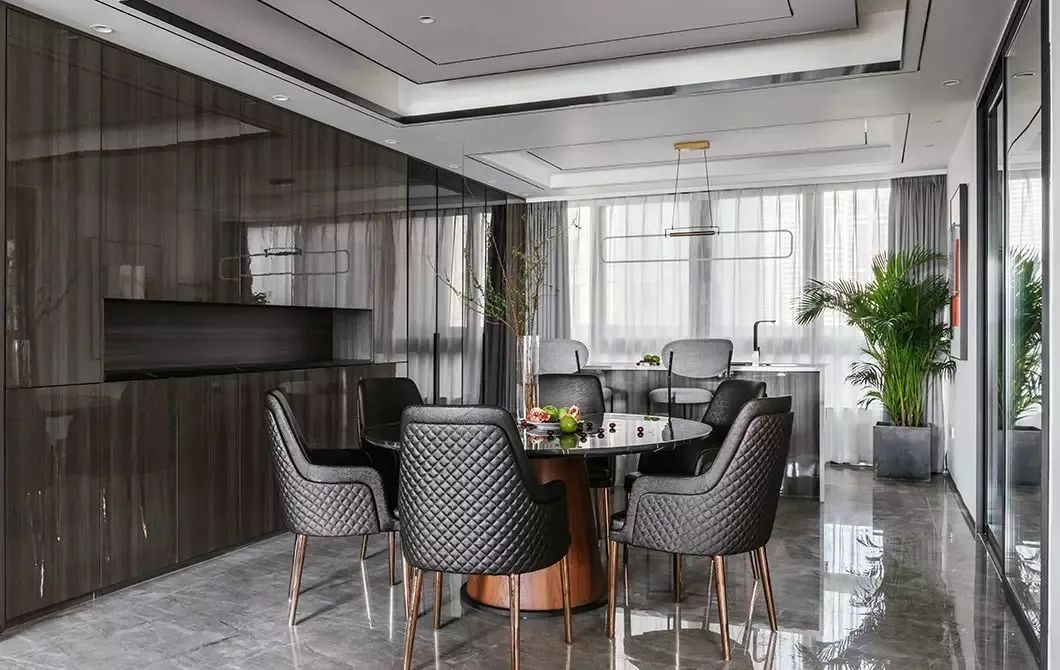 空间|262㎡现代简约大平层，简洁纯粹的空间，生活从容自然