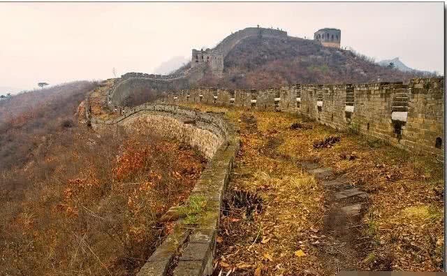 万里长城|修建万里长城花了多少钱?假如换成现在的人民币,这个数字难以置信!