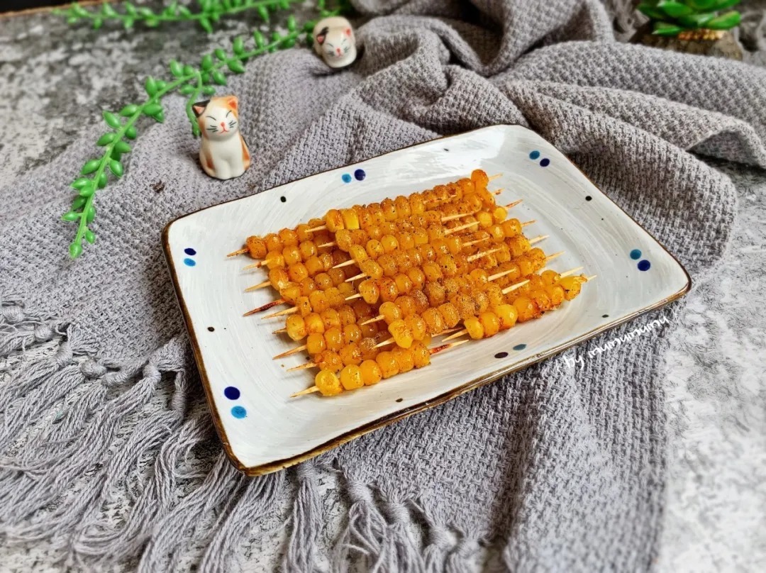 姿势|煮玉米别忘了这个小动作,味道会更香甜又营养,这才是正确的煮玉米姿势!