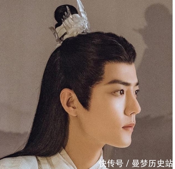 光盛典|肖战杀疯了:拾光盛典,连上6个热搜,真顶流