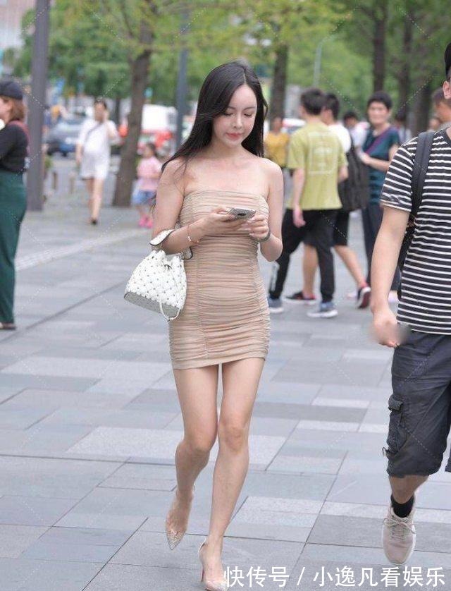 高跟鞋|姐姐这样穿太迷人,修身上衣搭配热裤,减龄舒适有魅力